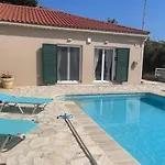 Eros Villa Zóla
